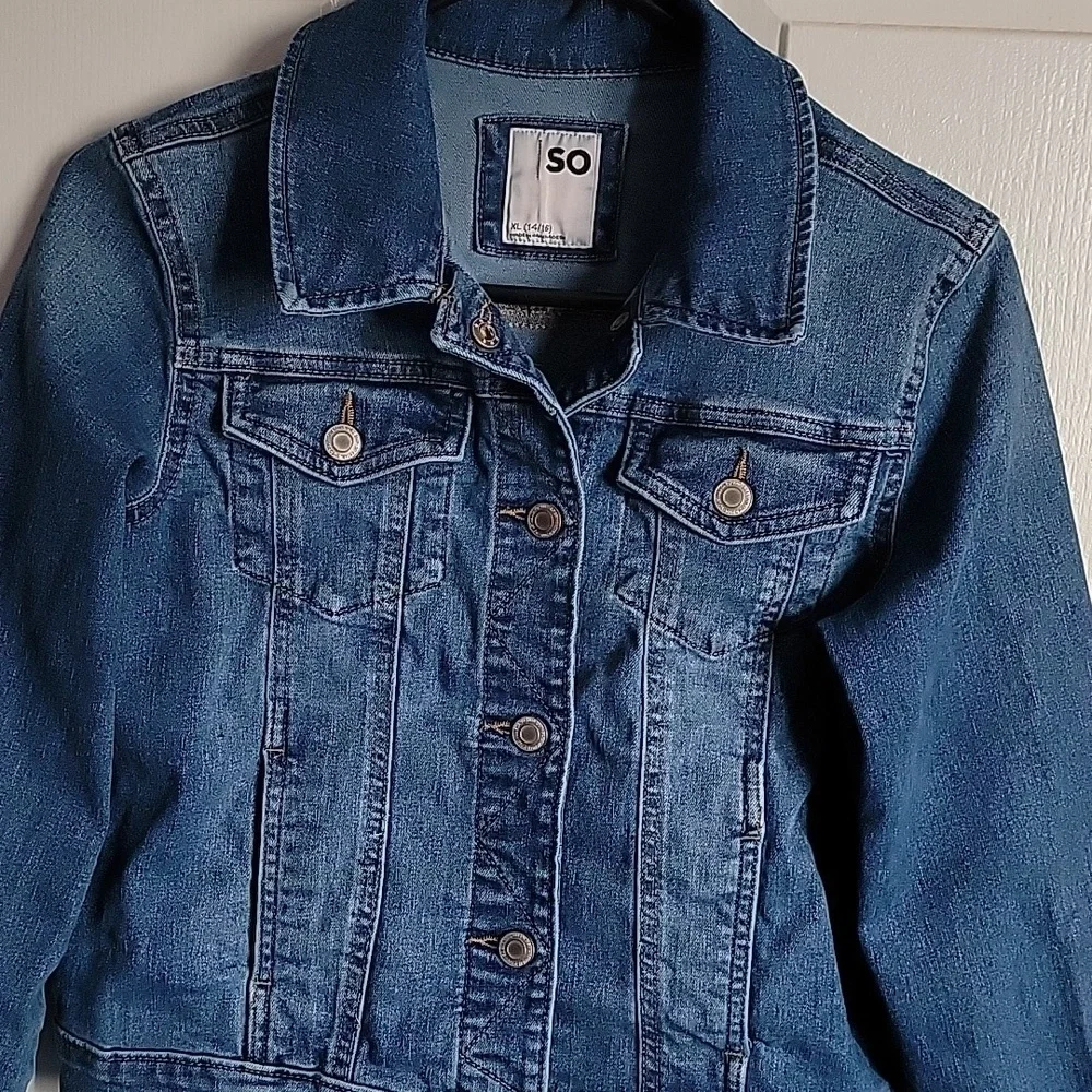 Girls SO, Jean jacket, XL(14-16).Like new.